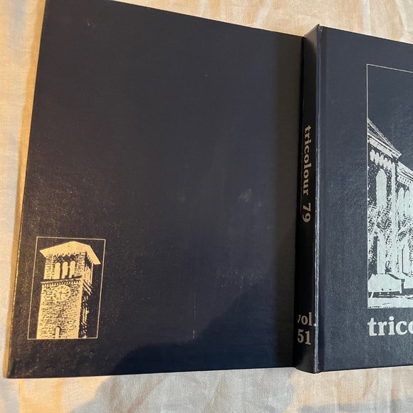 QUEEN'S UNIVERSITY TRICOLOUR Yearbook 79 1979 Mint Kingston Ontario Canada - Picture 8 of 8